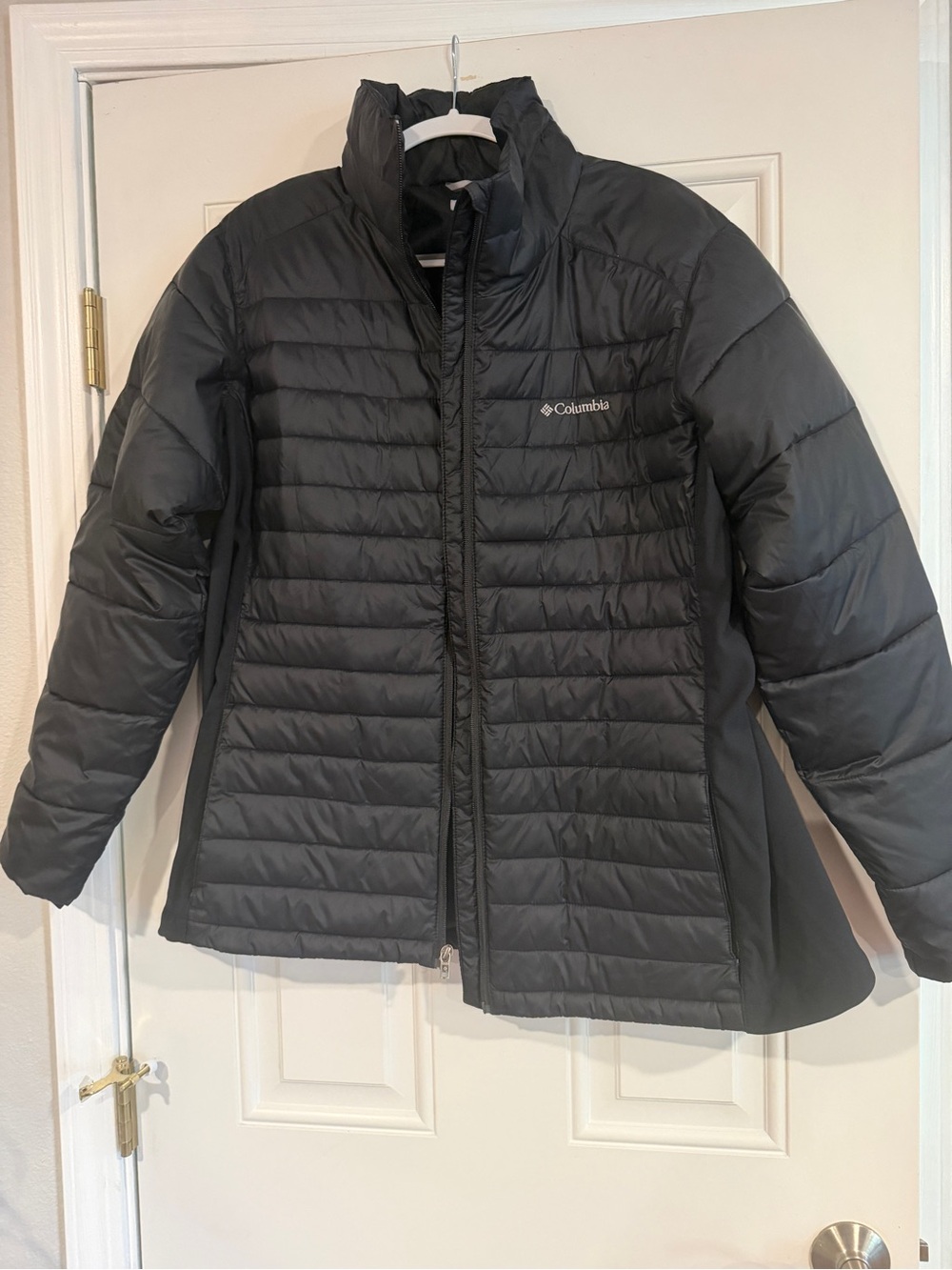 Columbia plus size Women's jacket (style: powder pillow quilted) size 1X